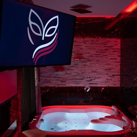 Suite Luxury Bdsm Рим Экстерьер фото